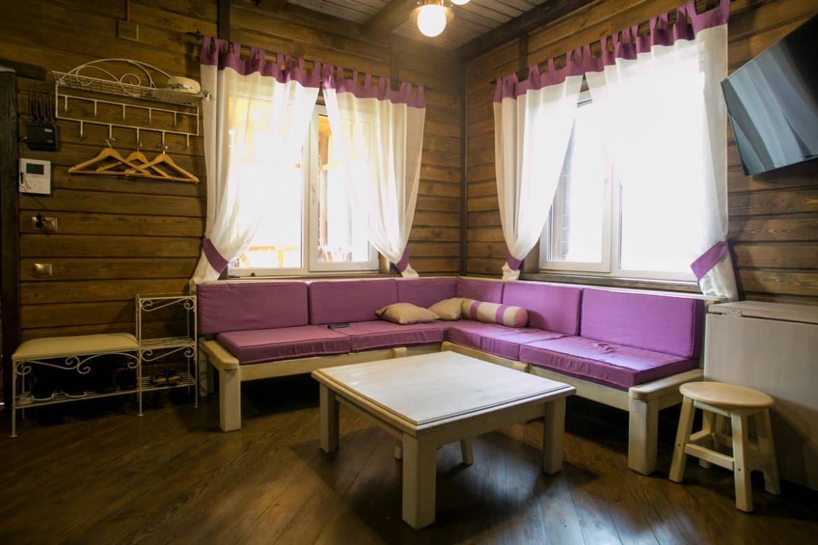 banya-s-verandoy-3-min.jpg